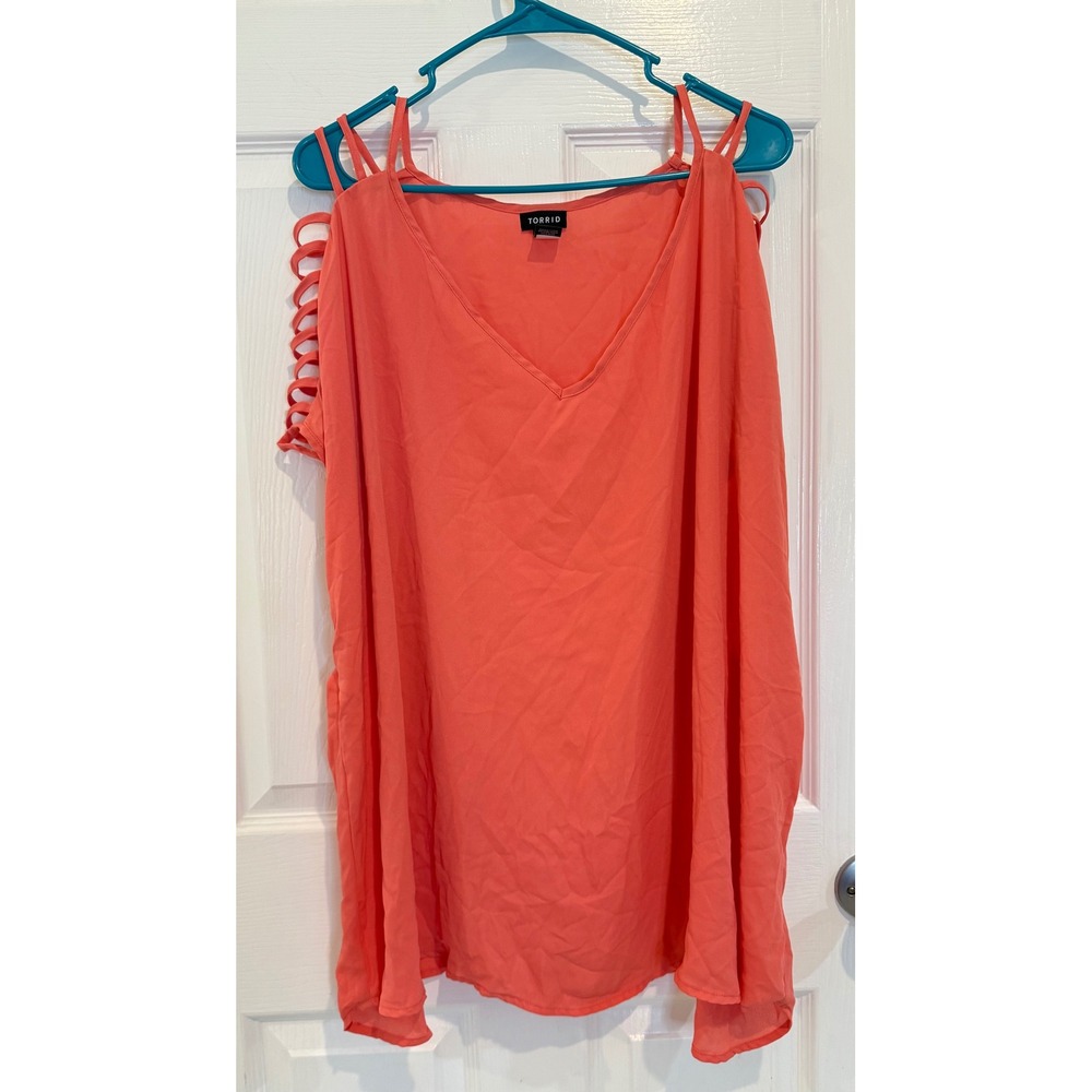 Torrid Cold Shoulder Top Strappy V-Neck Blouse - Plus Size 4‎(Torrid 4)